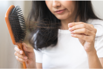 Como Prevenir a Queda de Cabelo em Mulheres Jovens 